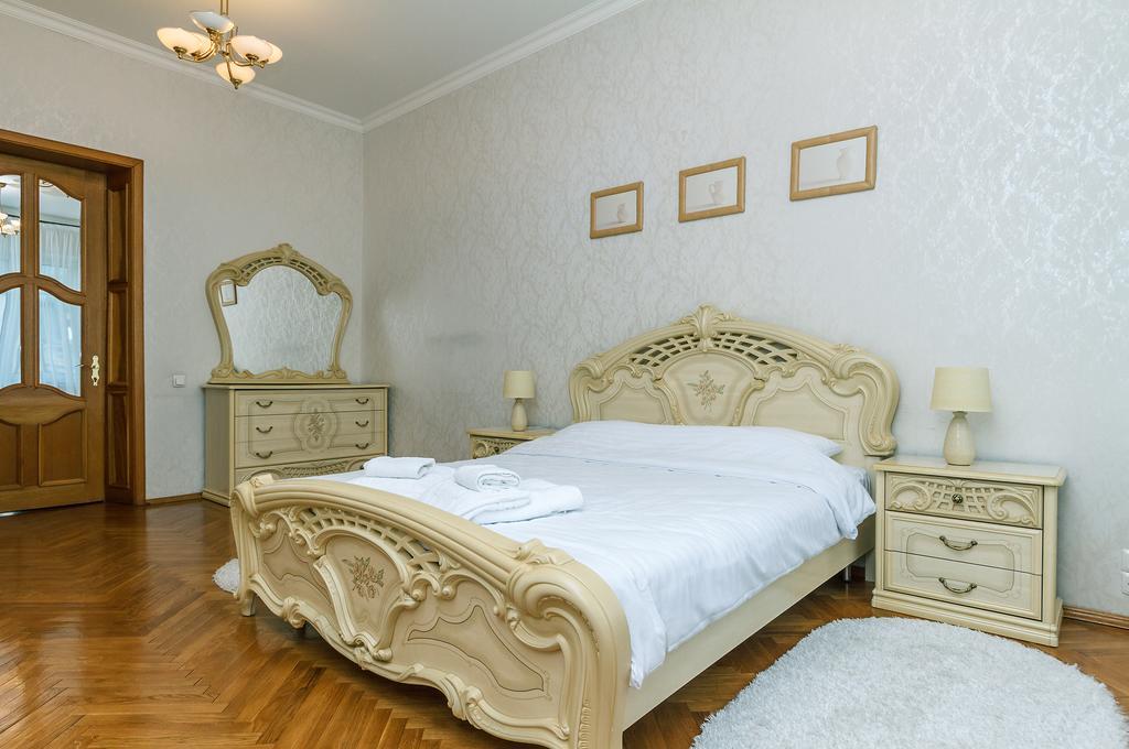 קייב Apartment Arena City מראה חיצוני תמונה